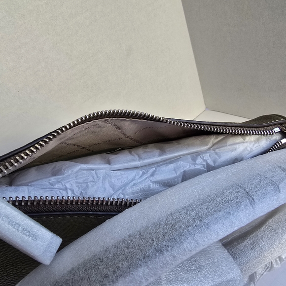 Michael Kors Olive Green Las Vegas Carmela Crossbody NWT - Picture 9 of 13